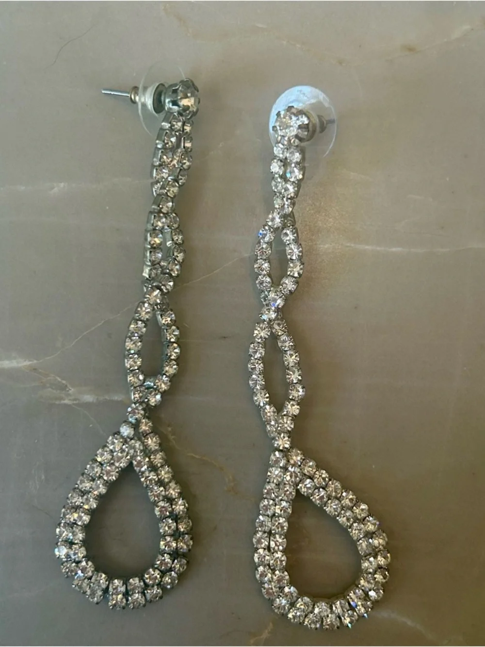 Silver Crystal Twisted Teardrop Dangle Earrings - Elegant Sparkle